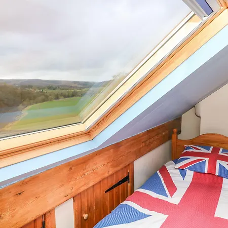 1 Bridge End & Garden بيت للعطل غراسينغتون