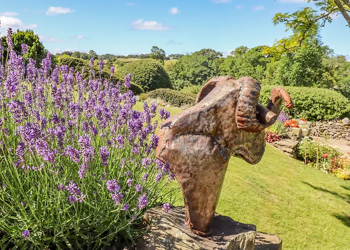 1 Bridge End & Garden Grassington