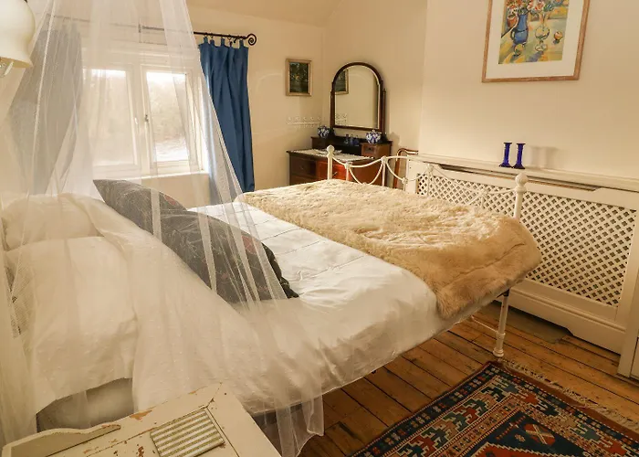 1 Bridge End & Garden Holiday home Grassington