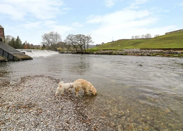 Holiday home 1 Bridge End & Garden